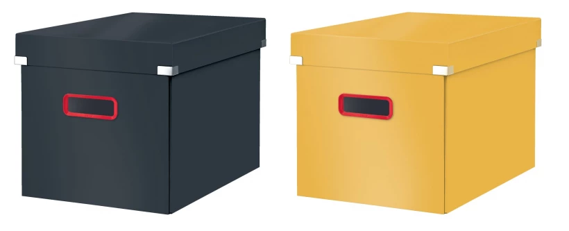 dwa zamknięte pojemniki z pokrywą: szary i żółty