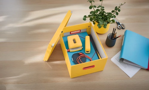 Pudełko do przechowywania Leitz Click&Store Cosy, średnie, 281x200x370mm, żółty