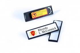 Identyfikator Durable Clip Card,  z magnesem, 17x67mm, 25 sztuk, ramka kolor czarny